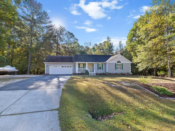 237 Hunter Ln, Zebulon, NC 27597