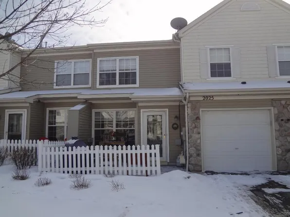 2025 Poppy Dr, Chanhassen, MN 55317