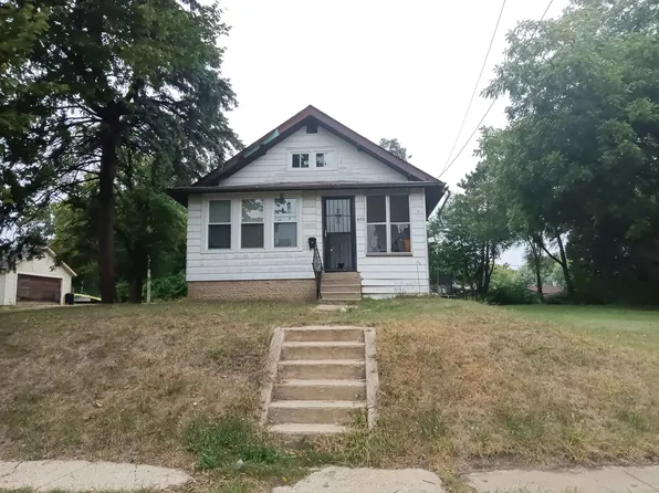 833 Indiana Ave, Rockford, IL 61102