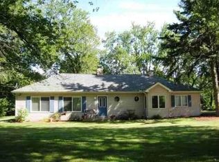 633 Trombley Dr, Troy, MI