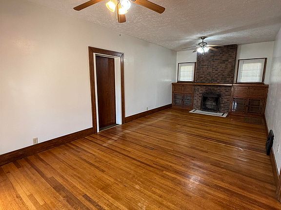 4th image of 1300 Garfield St