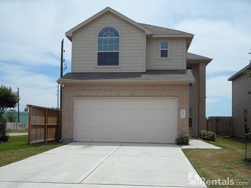 1st image of 2511 Bammelwood Dr