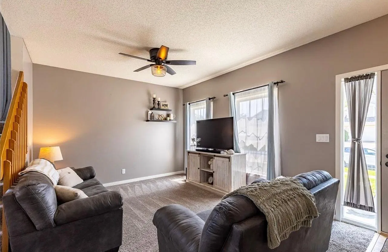6815 Northview Dr — Photo 3
