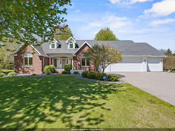 8045 Saquaro Ct, Neenah, WI 54956