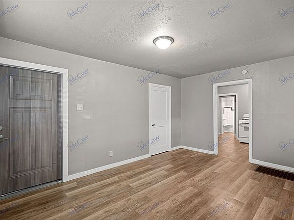 5th image of 2148 Stovall Dr