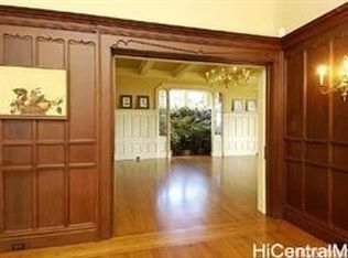 1302 Nehoa St, Honolulu, HI 96822