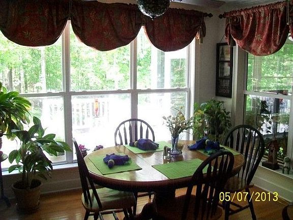 4th image of 4121 Nicoles Ln