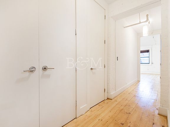 4th image of 350 Manhattan Ave APT 2B