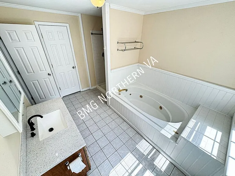 240 Norman Rd — Photo 14