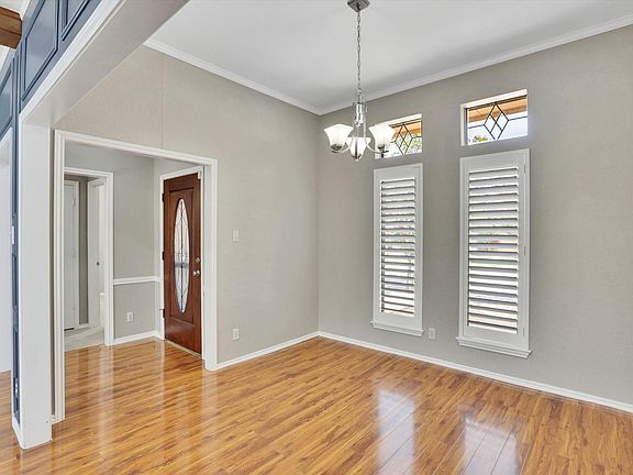 2nd image of 3714 Galloway Ln