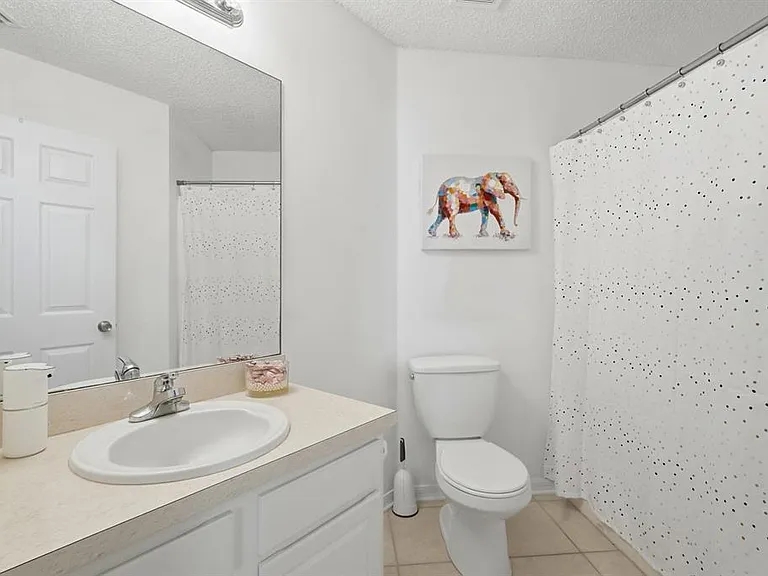 6 Reybury Ln — Photo 37