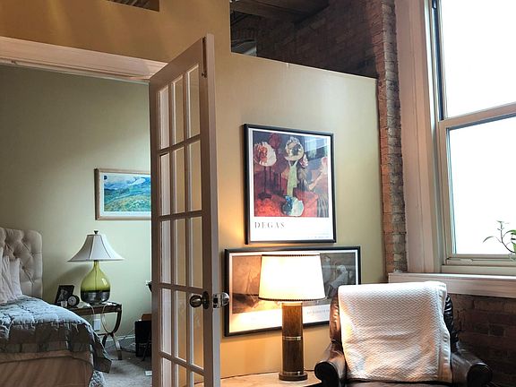 5th image of 900 S Wabash Ave APT 503