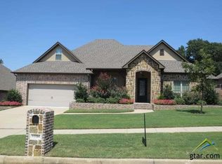 11194 Fox Trl, Flint, TX 75762