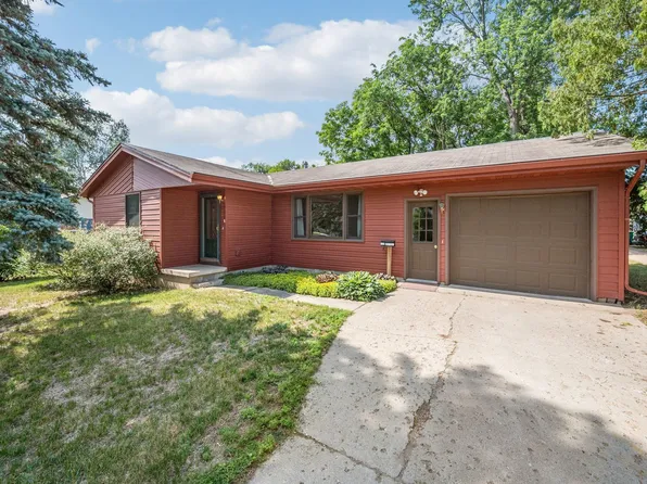 520 Smith St, Le Sueur, MN 56058