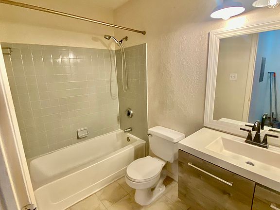 4th image of 10263 Gandy Blvd N APT 301