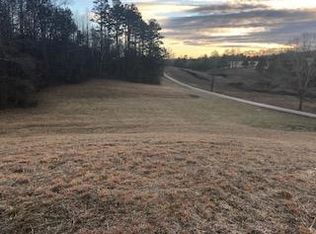 Essary Rd, Tazewell, TN 37879