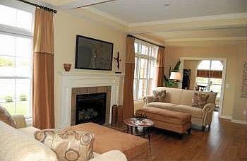 4th image of 8067 Oak Meadow Dr
