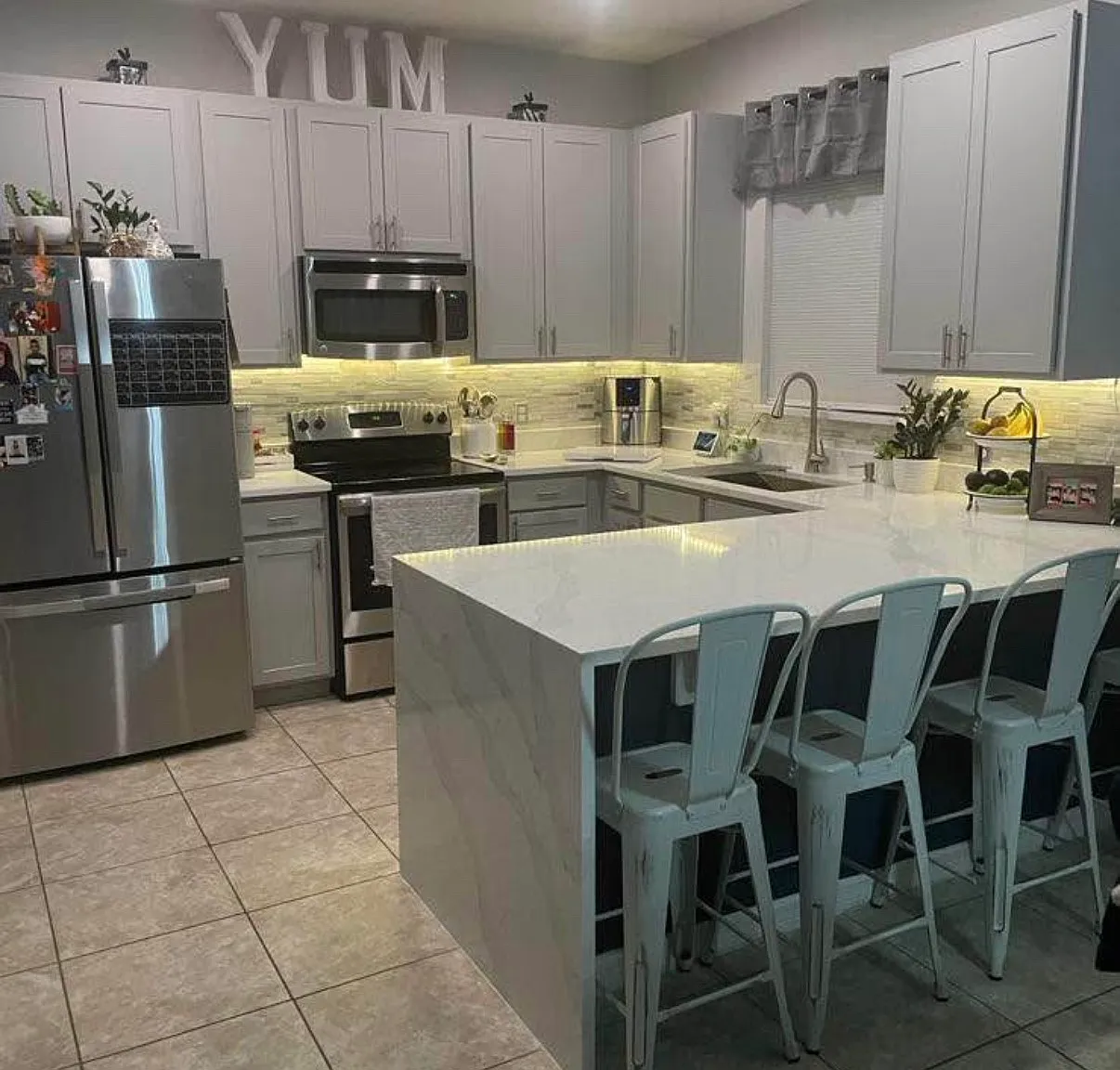 3 bed, 1700 sqft, $2,250 — Photo 2