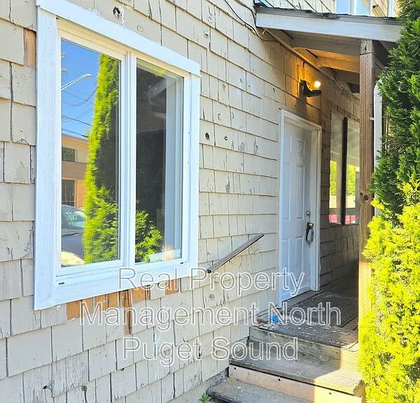 15602 Ash Way #1 — Photo 2