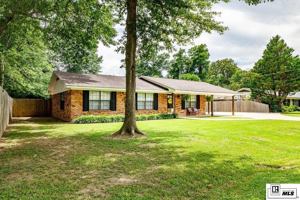703 Marietta St, Oak Grove, LA 71263 Zillow