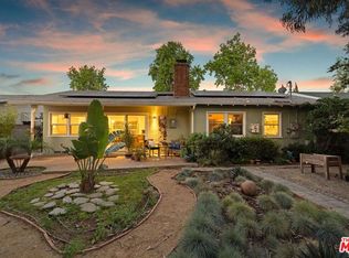 7667 Chisholm Ave, Van Nuys, CA 91406