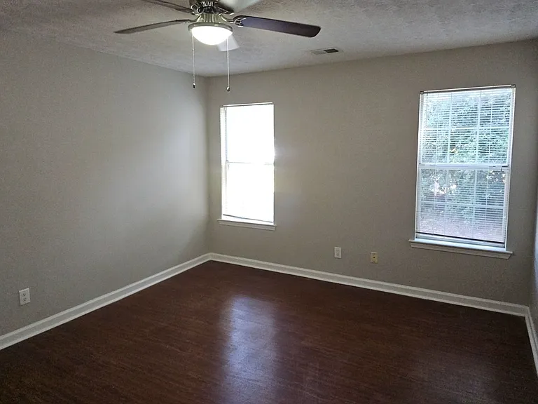 12205 Cypress Way — Photo 35