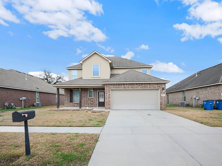 39405 Legacy Lake Dr — Photo 39