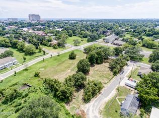 366 Main St, Biloxi, MS 39530