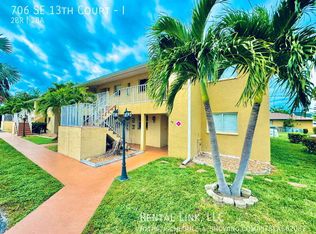706 SE 13th Ct APT I, Cape Coral, FL 33990