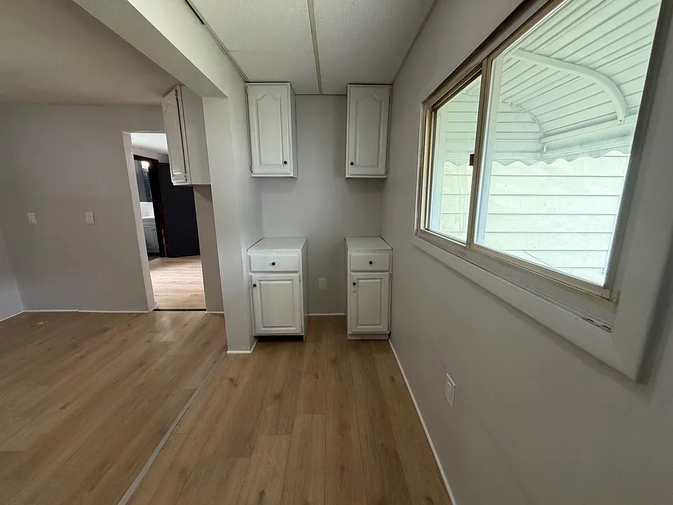 141 Carbon St