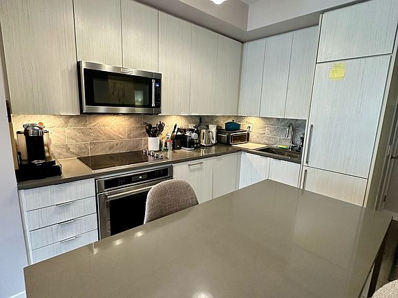 5th image of 38 Iannuzzi St #328