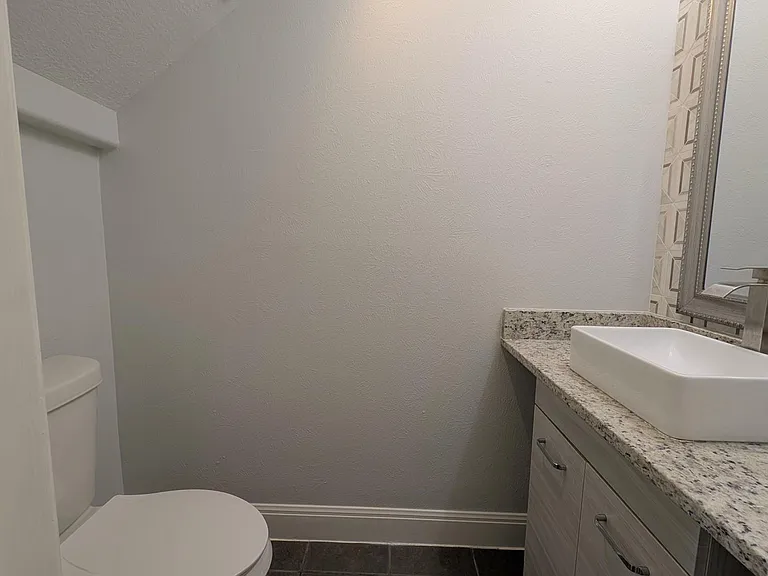 1307 Riverine Ct — Photo 8