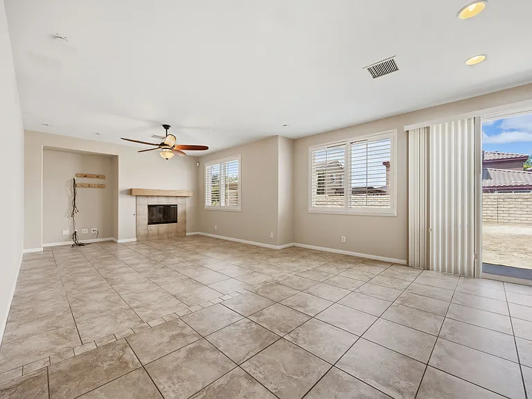 36425 Fallingstar Pl — Photo 21