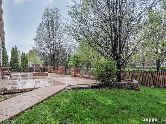 3rd image of 1538 Woodland Ln