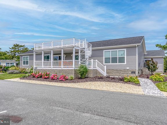 2nd image of 26725 Curlew Way