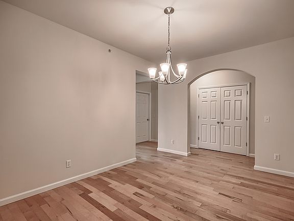 5th image of 2505 Arena Pkwy APT 202