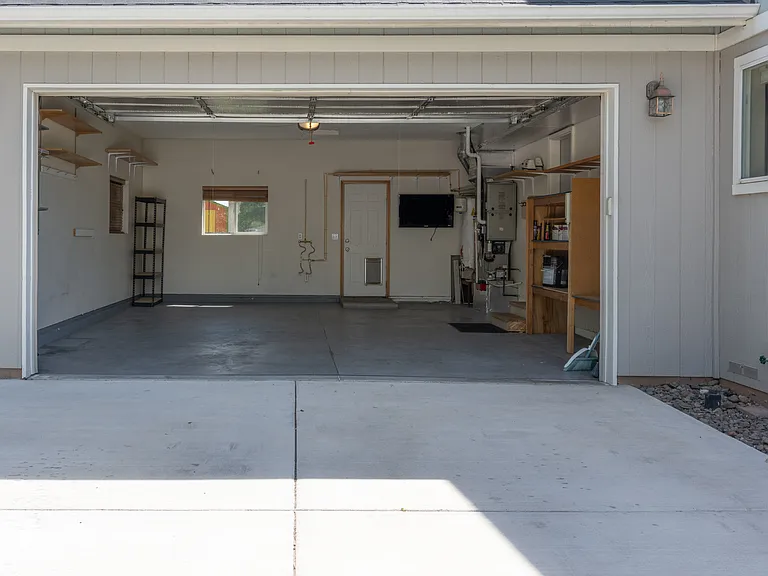 748 NE Mason Rd — Photo 28