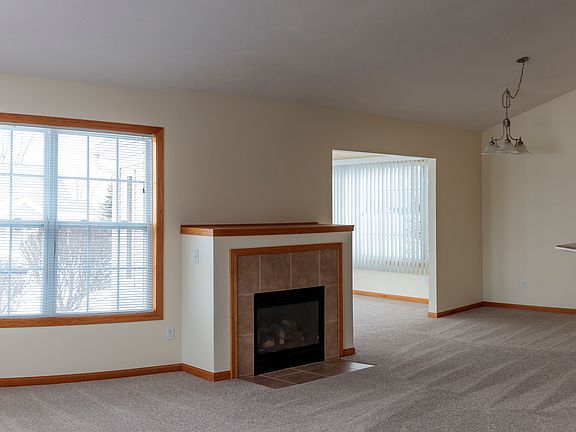 2nd image of 205 Lily Ln