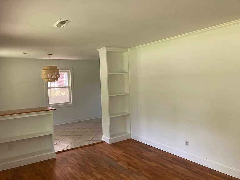 4526 Greenway Ave — Photo 3
