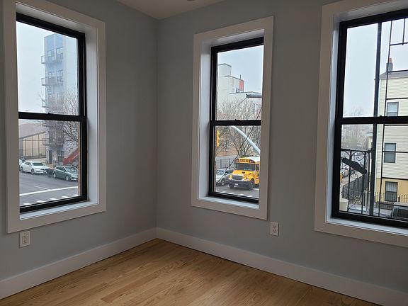 4th image of 641 Marcy Ave #4