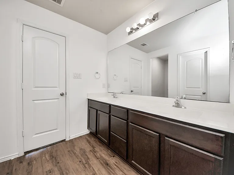 20939 Wedgewood Chase Way — Photo 24