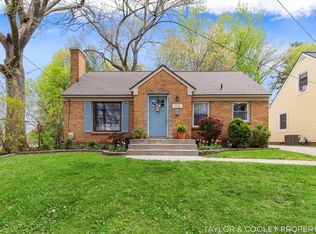 1518 Gladstone Dr SE, Grand Rapids, MI 49506