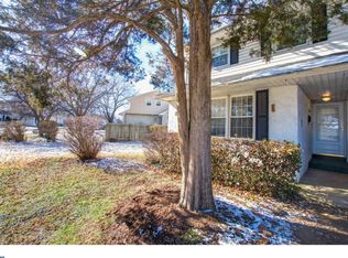 733 W Birchtree Ln, Claymont, DE 19703