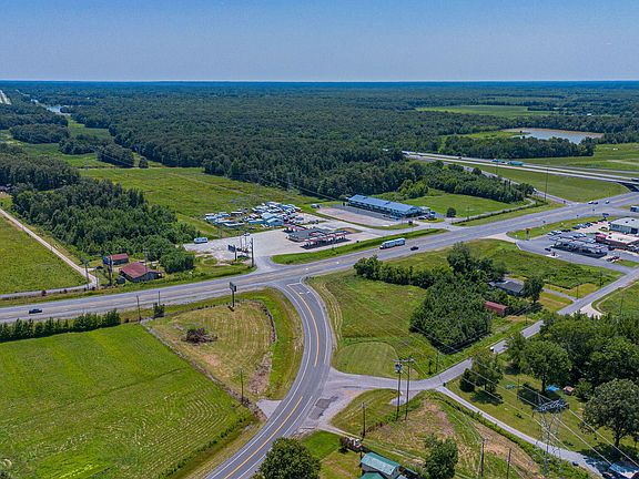 5th image of 2710 Husband Rd