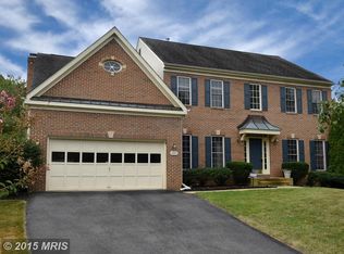 2805 Holland Ct, Alexandria, VA 22306