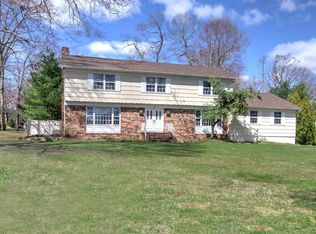 2 Terence Dr, Manalapan, NJ 07726