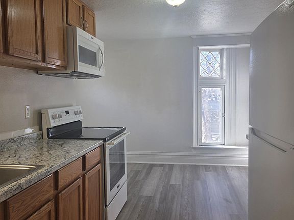 2nd image of 1718 8th Ave #B