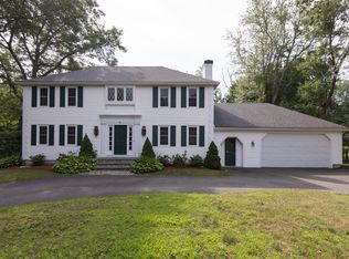 13 Macneill Dr, Southborough, MA 01772