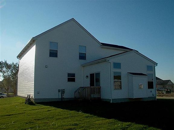 3rd image of 377 Rocky Springs Dr