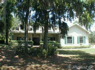 1525 Cowart Rd, Plant City, FL 33567